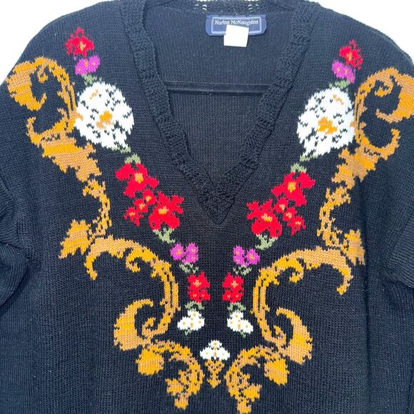 Vintage Nortan McNaughton Petite Floral Grandma Sweater - Black/Multi PM - Picture 3 of 6